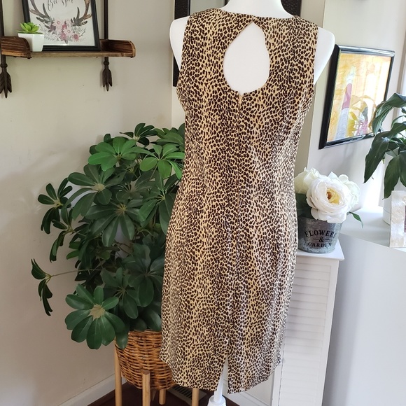 Silk Leapard Print Dress teardrop back - Picture 6 of 8